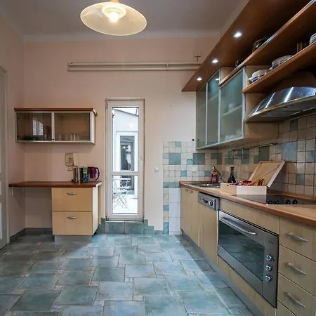 King Peter * Belgrád