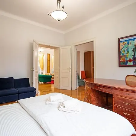 King Peter Апартаменты